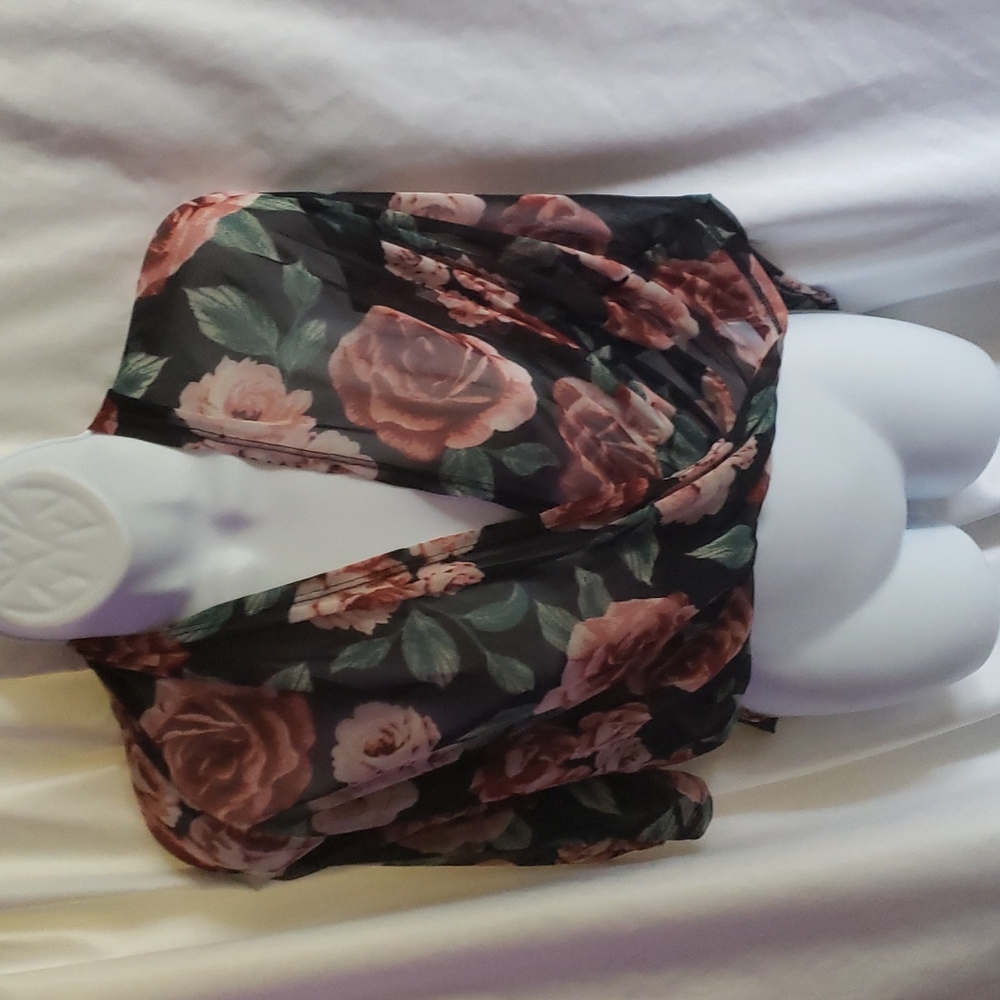 Flower print blouse
